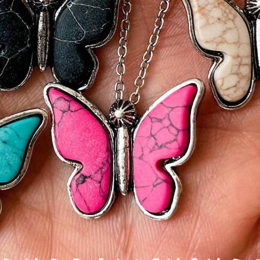 NEW BOHO RANCH butterfly stone pendant choker necklace in silver/fuchsia
